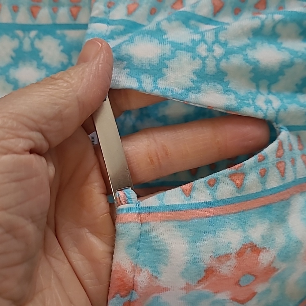 Ruby Rd Blue, White, & Salmon Patterned Tunic Siz… - image 4